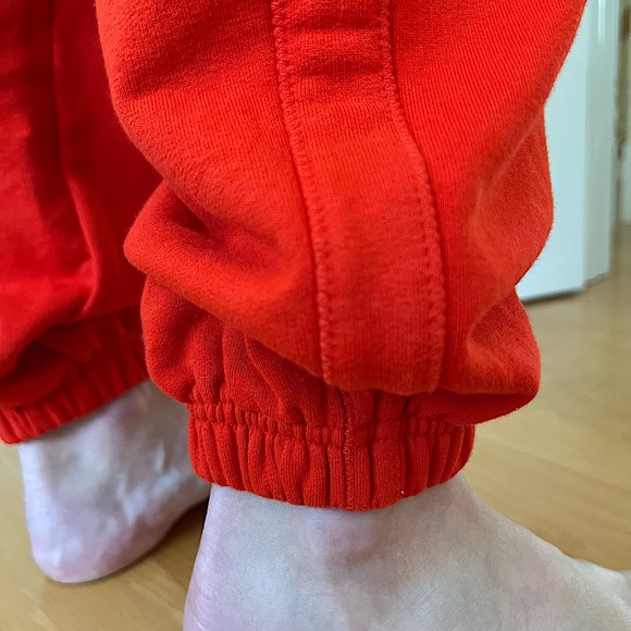 Puma x Vogue Joggers - Picture 8 of 8